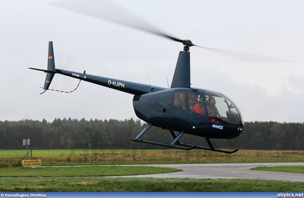 D-HJPH, Robinson R44, Private