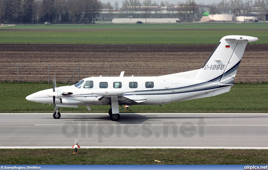 D-IDBU, Piper PA-42-720 Cheyenne IIIA, Private