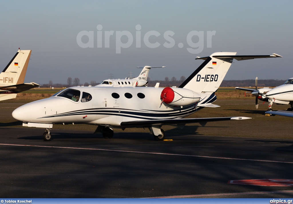 D-IEGO, Cessna 510 Citation Mustang, Triple Alpha Jet Charter