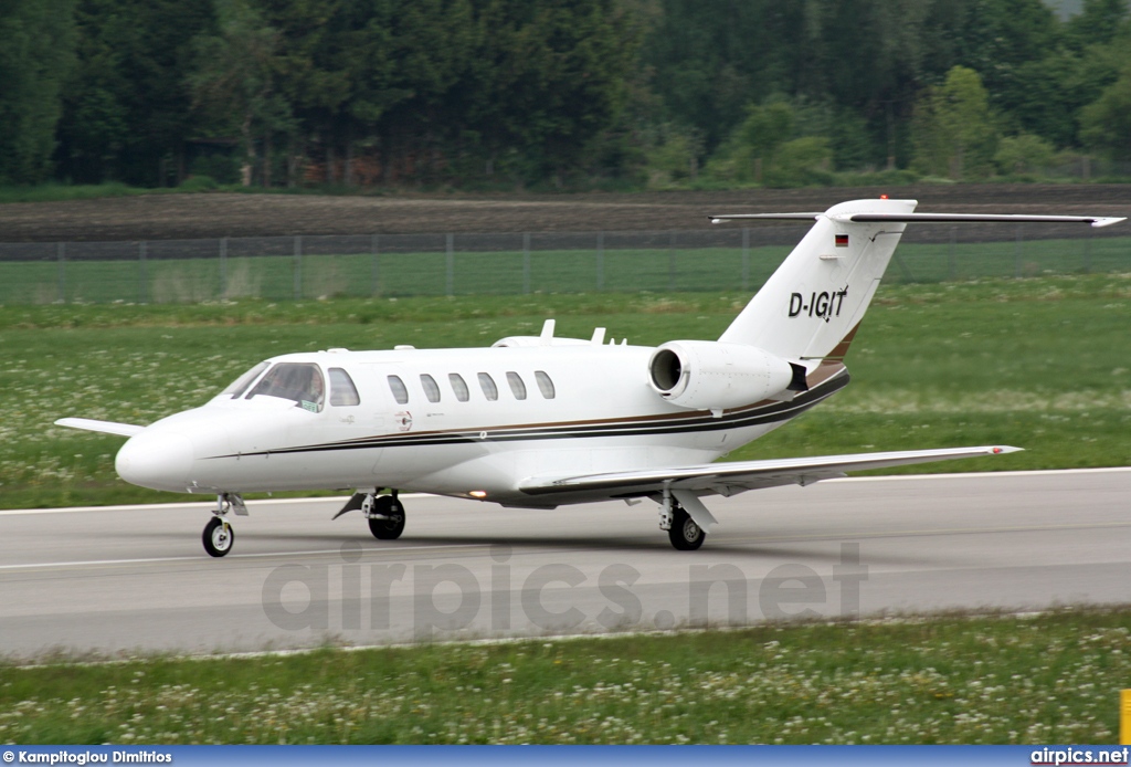 D-IGIT, Cessna 525A Citation CJ2, Private