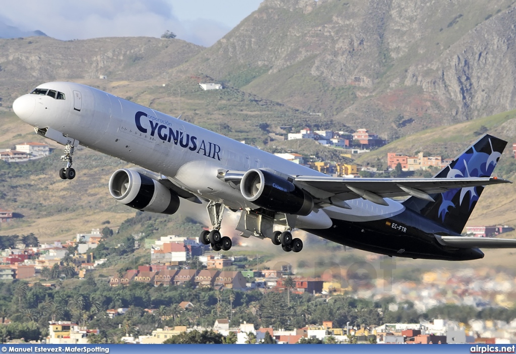 EC-FTR, Boeing 757-200PCF, Cygnus Air