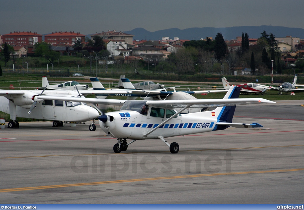 EC-GNV, Cessna (Reims) 172M Hawk, TopFly