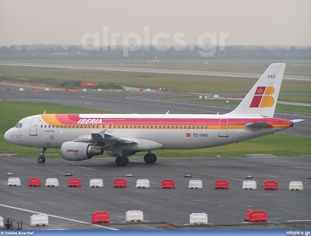 EC-HAG, Airbus A320-200, Iberia