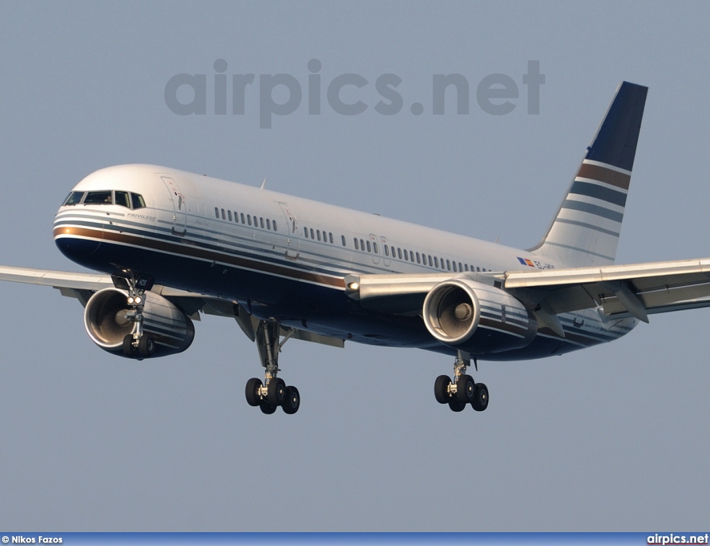 EC-HDS, Boeing 757-200, Privilege Style