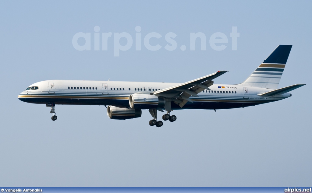 EC-HDS, Boeing 757-200, Privilege Style