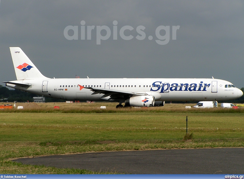 EC-HPM, Airbus A321-200, Spanair