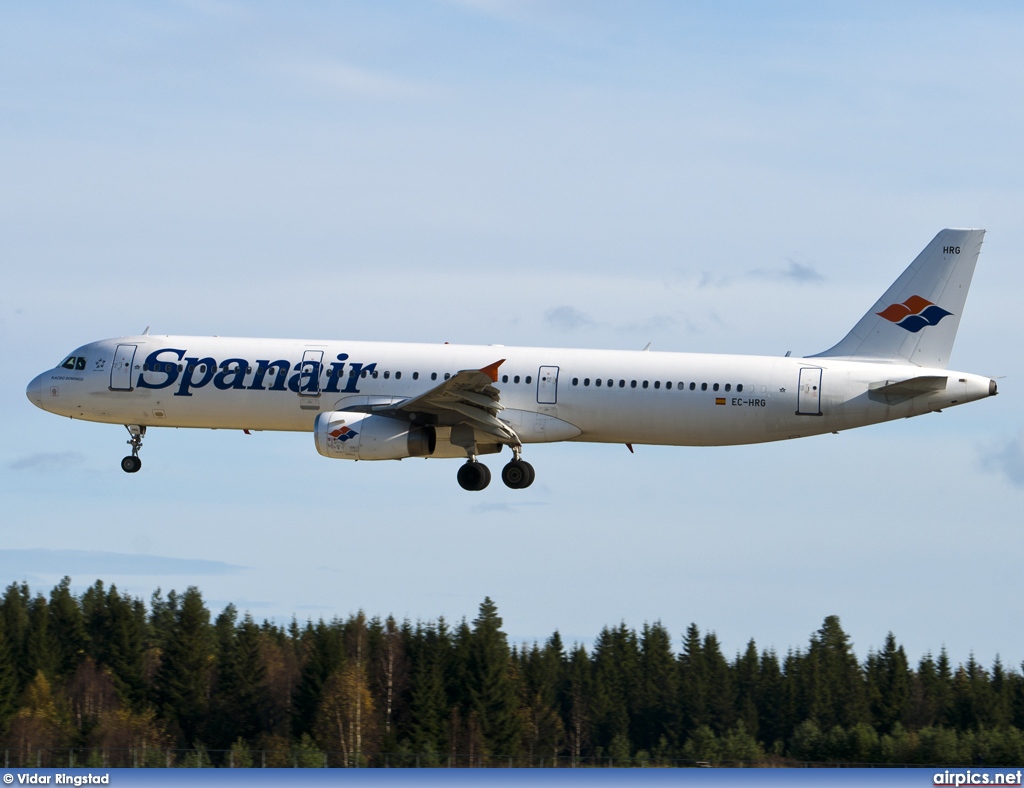 EC-HRG, Airbus A321-200, Spanair