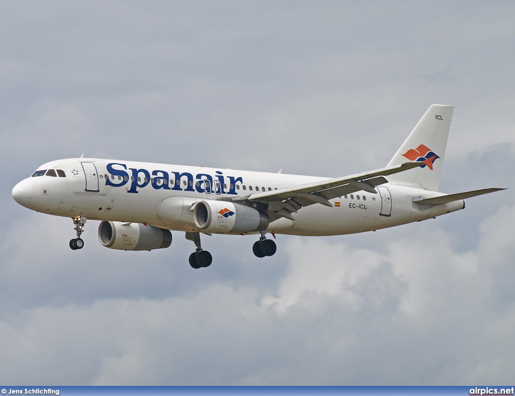 EC-ICL, Airbus A320-200, Spanair