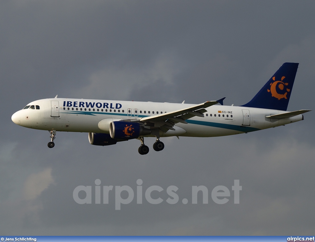 EC-INZ, Airbus A320-200, Iberworld