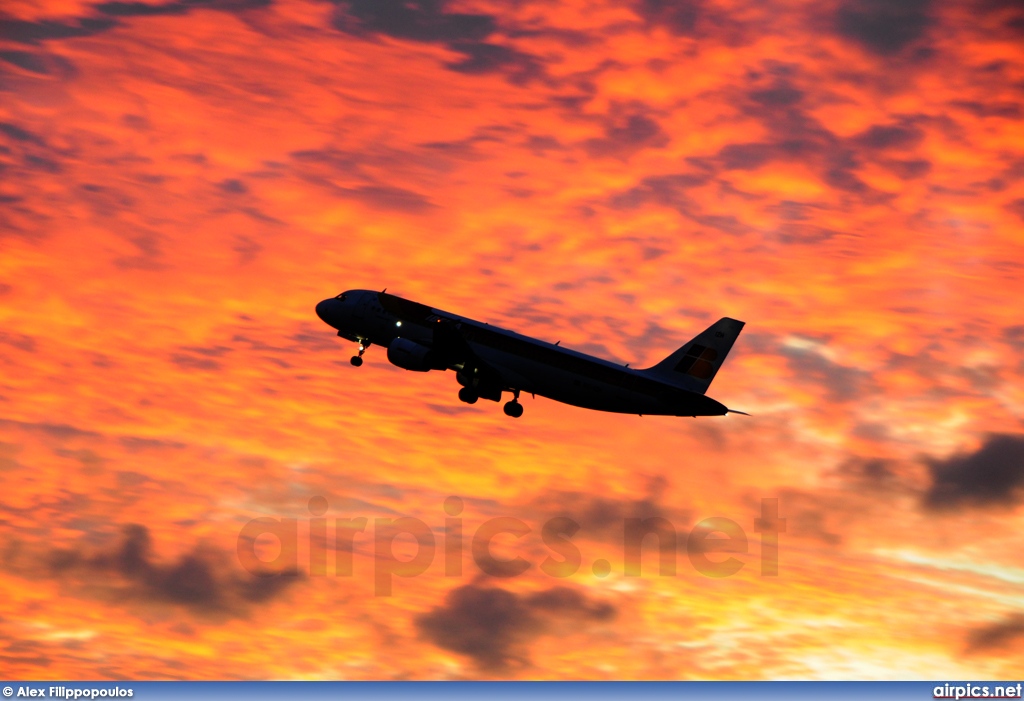 EC-IZH, Airbus A320-200, Iberia