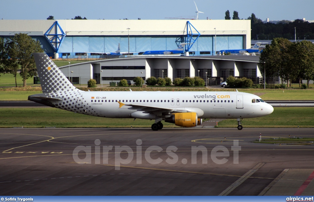 EC-JAB, Airbus A320-200, Vueling