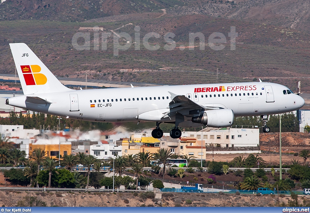 EC-JFG, Airbus A320-200, Iberia Express