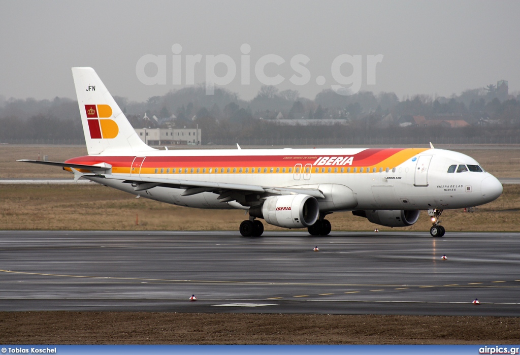 EC-JFN, Airbus A320-200, Iberia