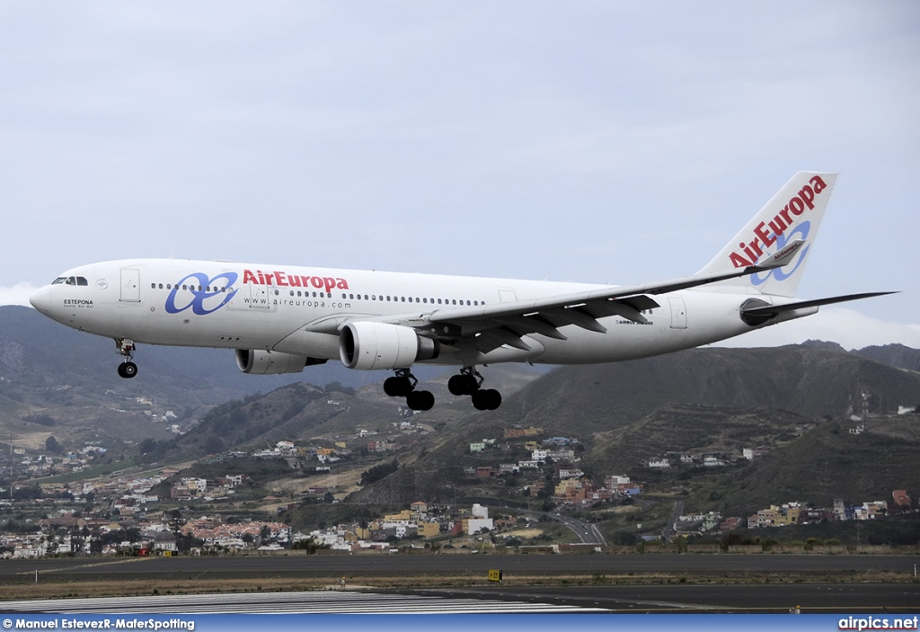 EC-JQG, Airbus A330-200, Air Europa