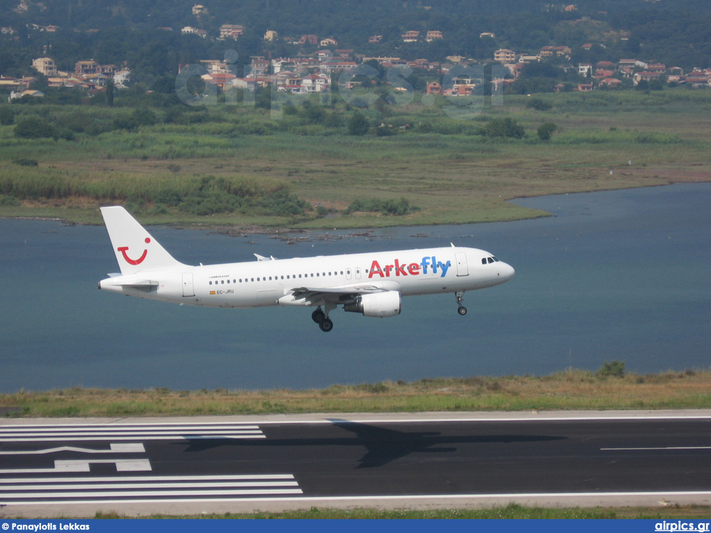 EC-JRU, Airbus A320-200, Arkefly