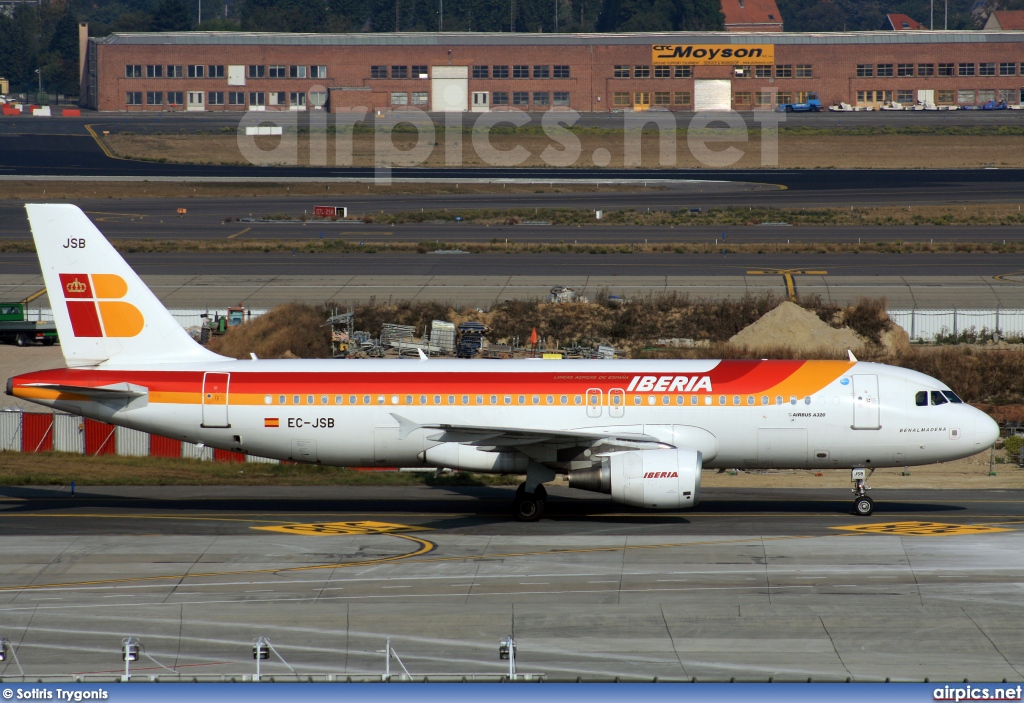 EC-JSB, Airbus A320-200, Iberia