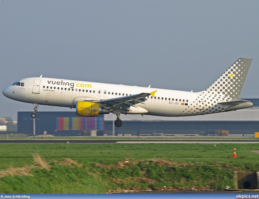 EC-JSY, Airbus A320-200, Vueling