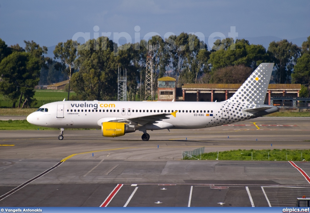 EC-KBU, Airbus A320-200, Vueling