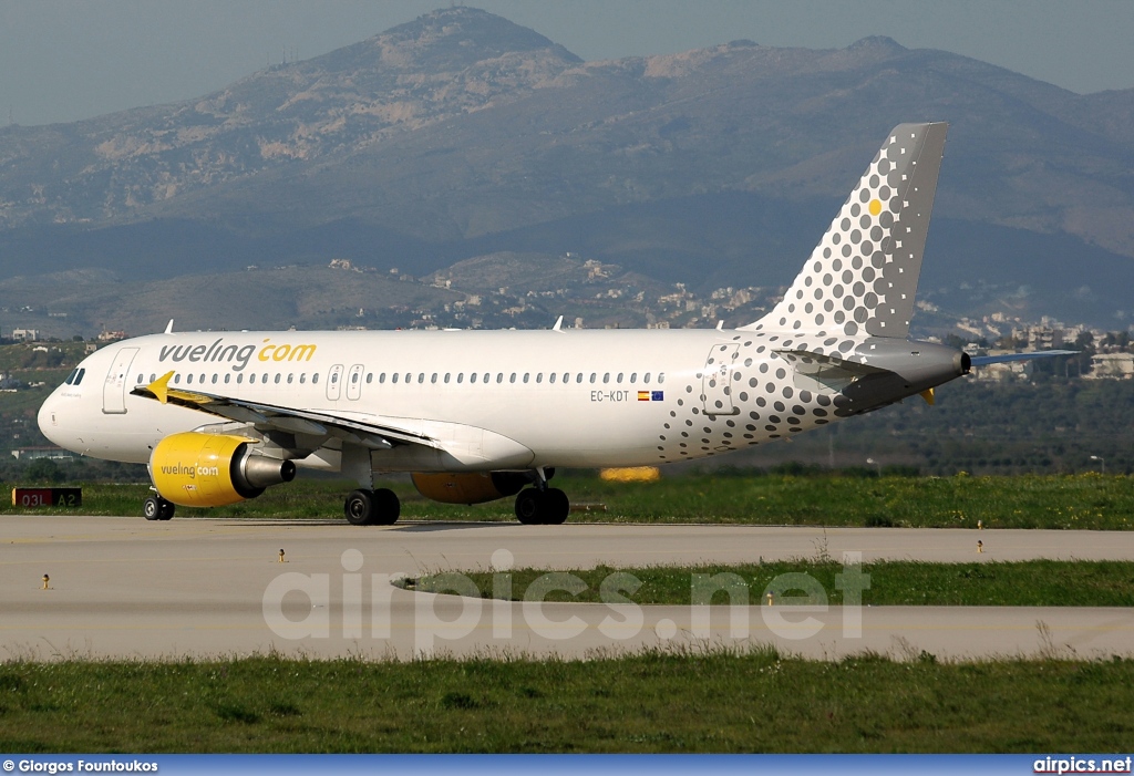 EC-KDT, Airbus A320-200, Vueling