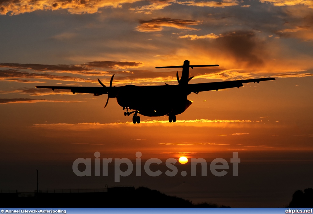 EC-KGJ, ATR 72-500, Binter Canarias