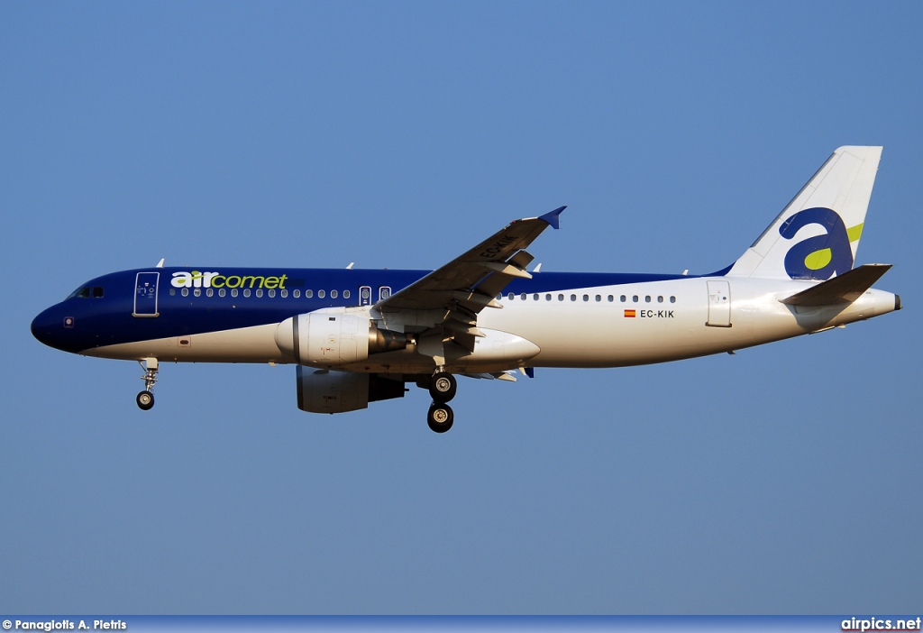 EC-KIK, Airbus A320-200, Air Comet