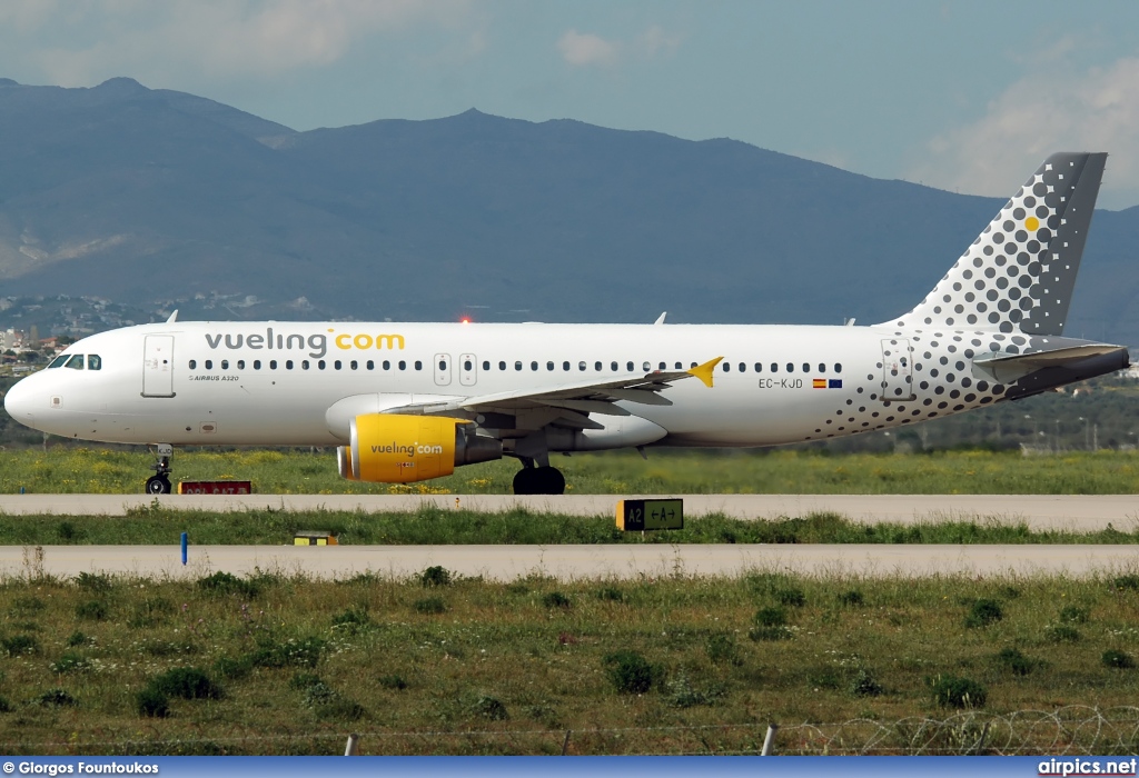 EC-KJD, Airbus A320-200, Vueling