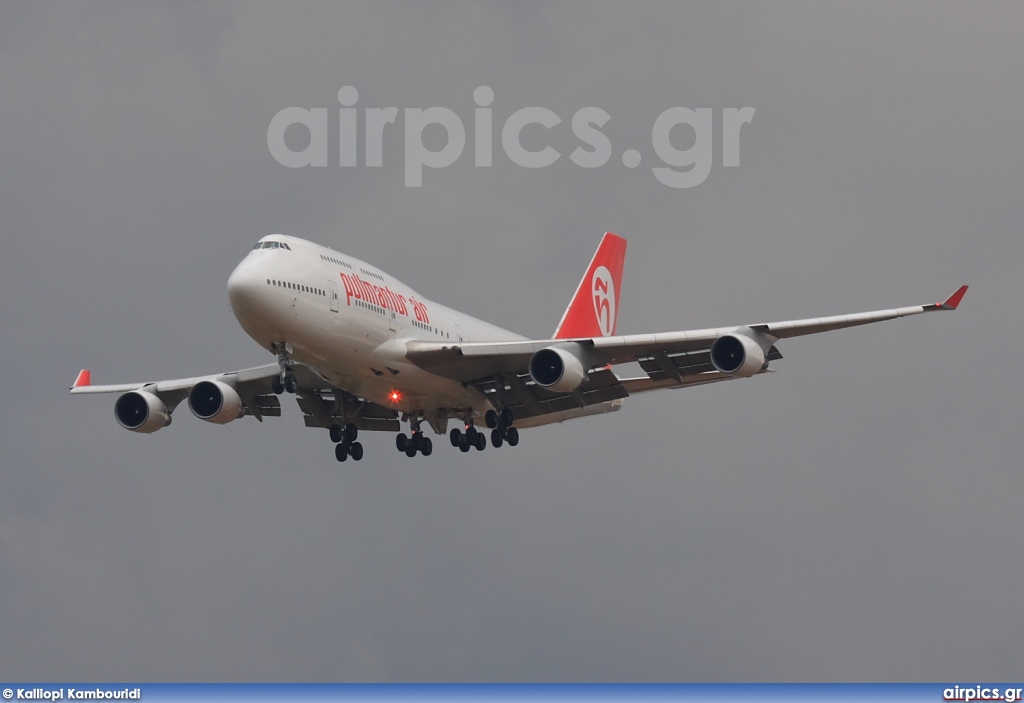 EC-KQC, Boeing 747-400, Pullmantur Air