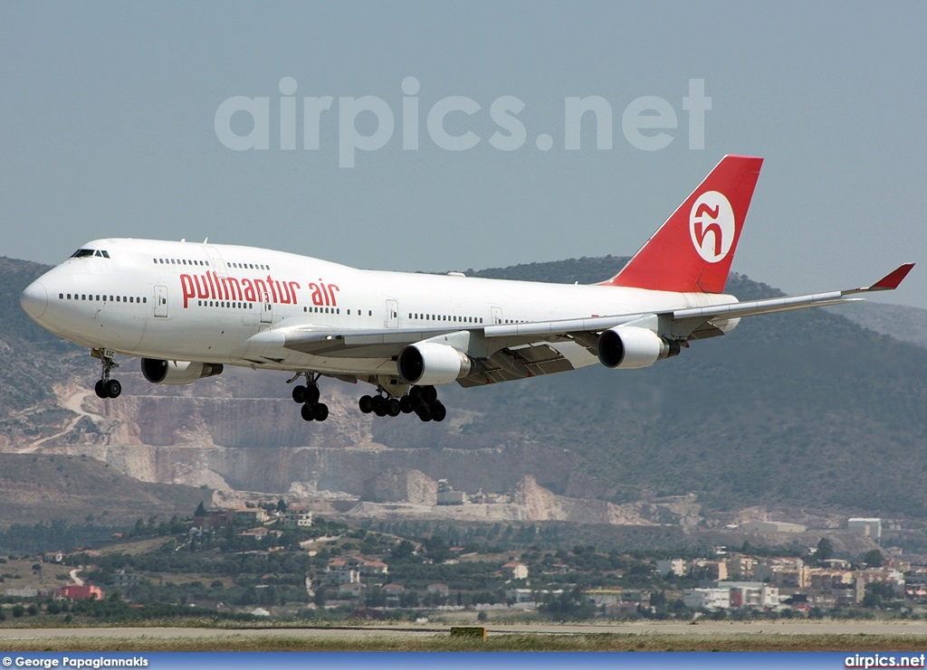 EC-KQC, Boeing 747-400, Pullmantur Air