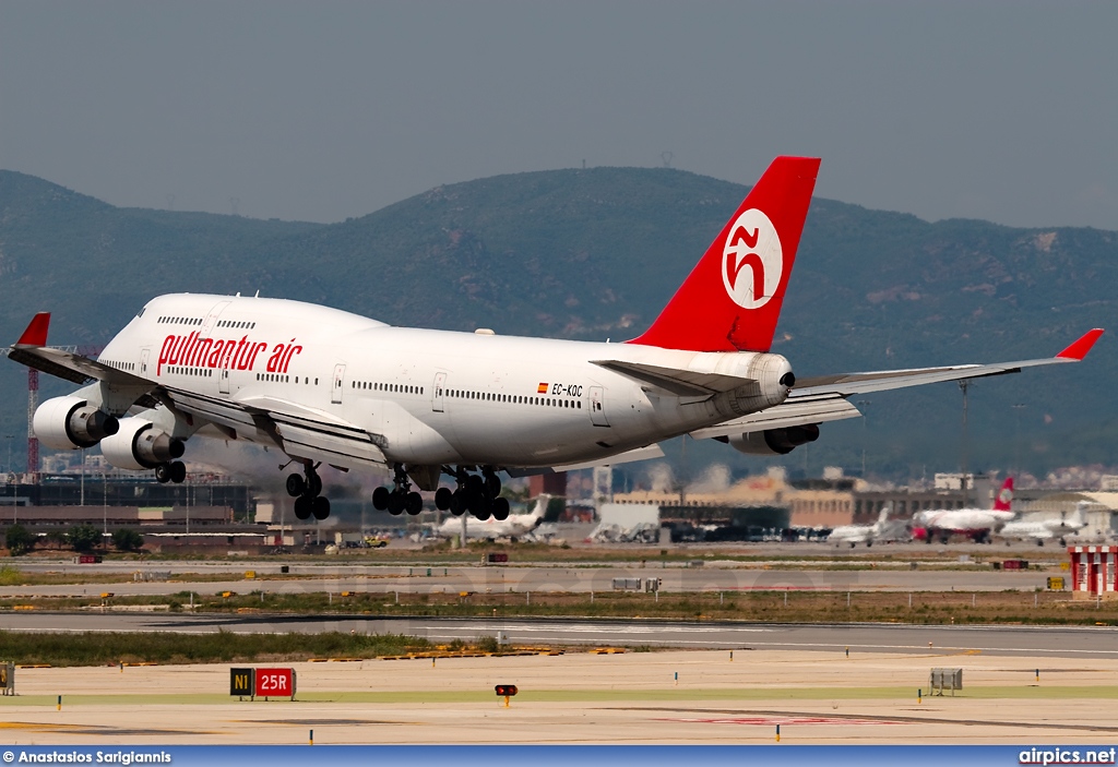 EC-KQC, Boeing 747-400, Pullmantur Air