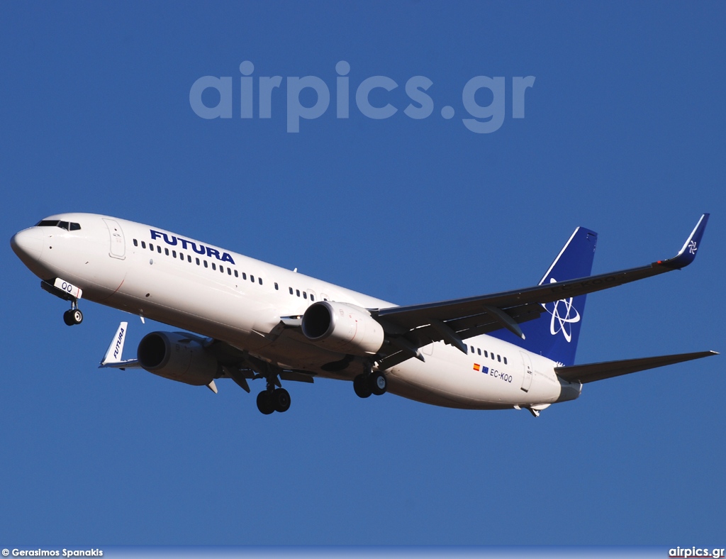 EC-KQQ, Boeing 737-900ER, Futura International Airways