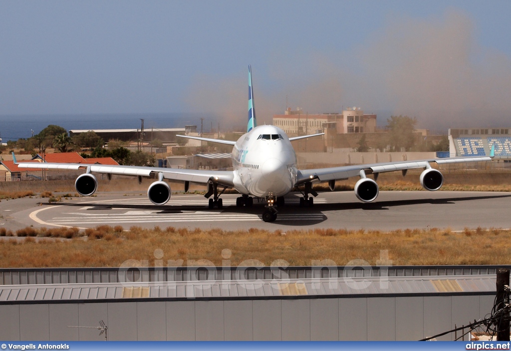 EC-KSM, Boeing 747-400, Pullmantur Air