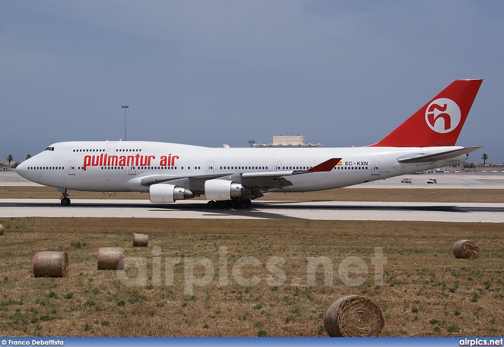 EC-KXN, Boeing 747-400, Pullmantur Air