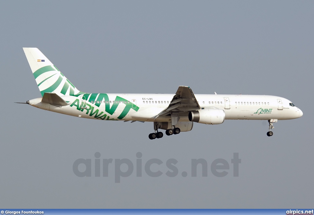 EC-LBC, Boeing 757-200, Mint Airways