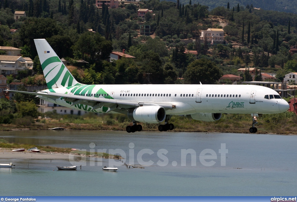 EC-LBC, Boeing 757-200, Mint Airways