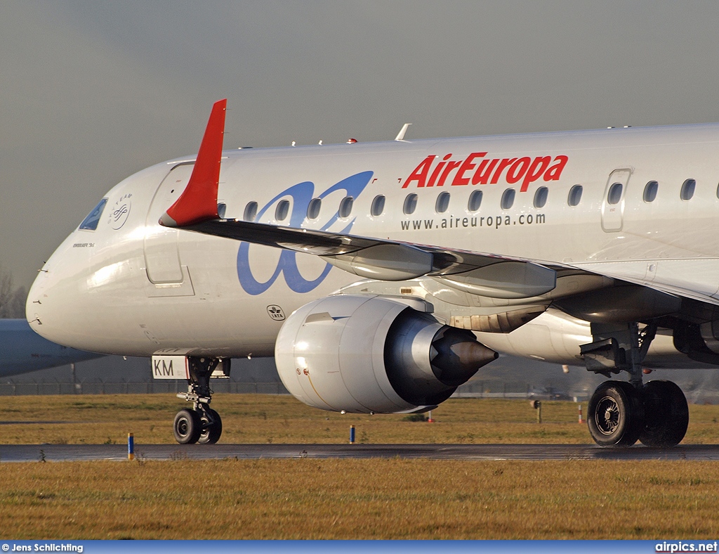 EC-LKM, Embraer ERJ 190-200LR (Embraer 195), Air Europa