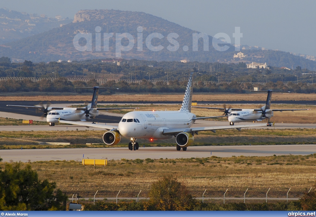 EC-LLJ, Airbus A320-200, Vueling