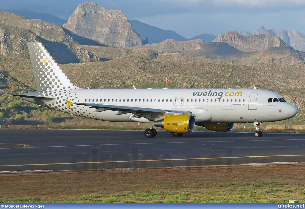 EC-LLM, Airbus A320-200, Vueling