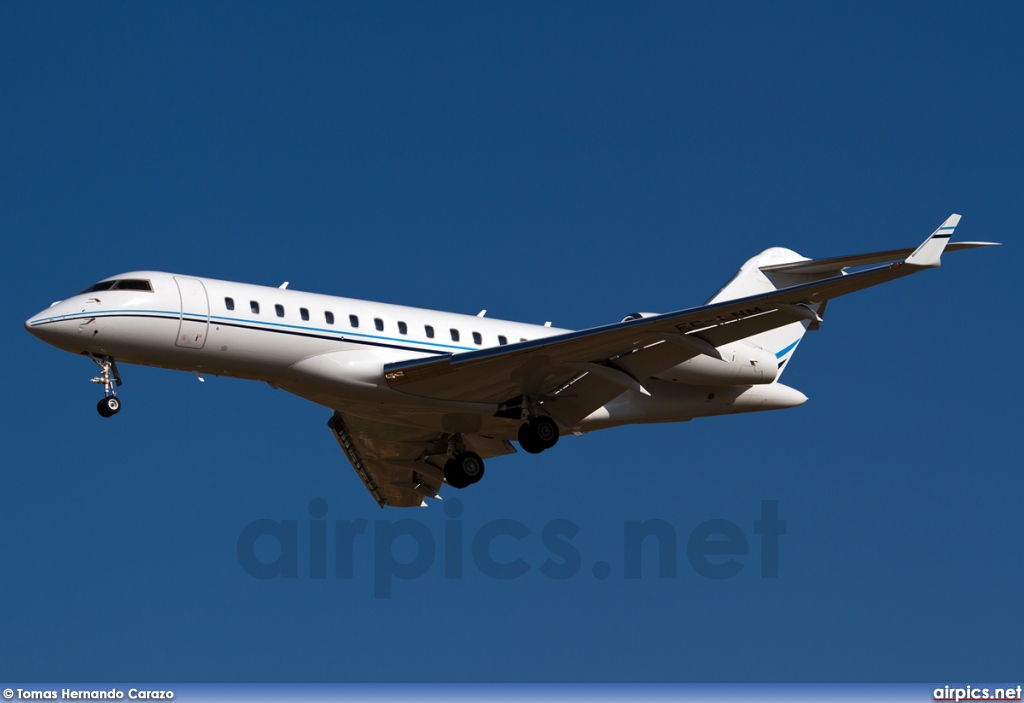 EC-LNM, Bombardier Global Express XRS, Private