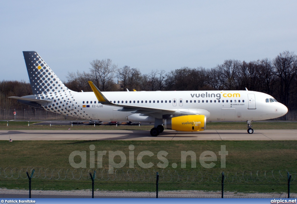 EC-LUO, Airbus A320-200, Vueling