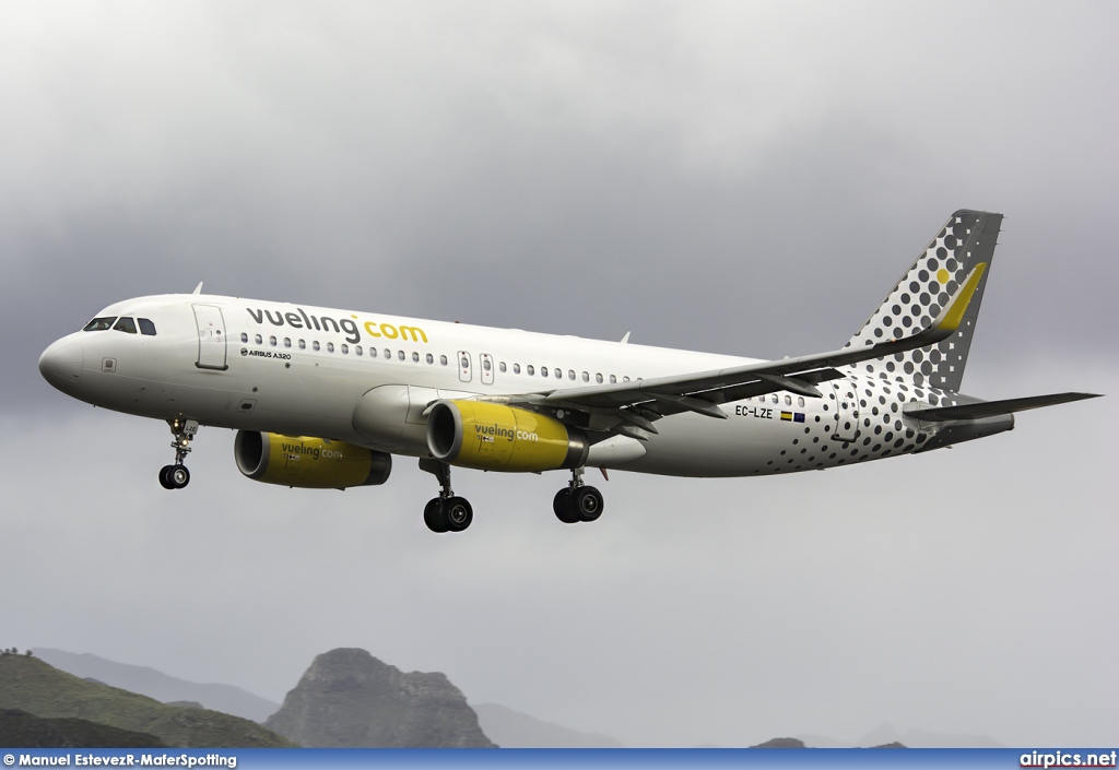 EC-LZE, Airbus A320-200, Vueling