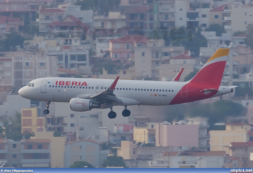 EC-MCS, Airbus A320-200, Iberia