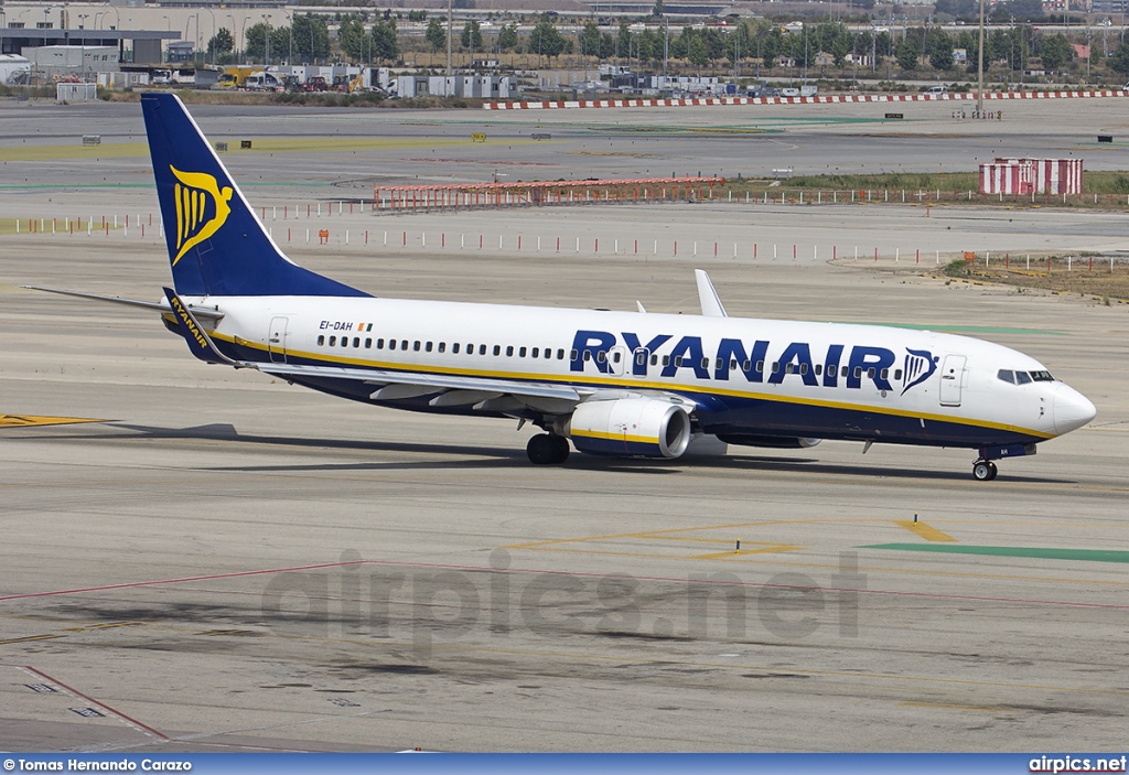 EI-DAH, Boeing 737-800, Ryanair