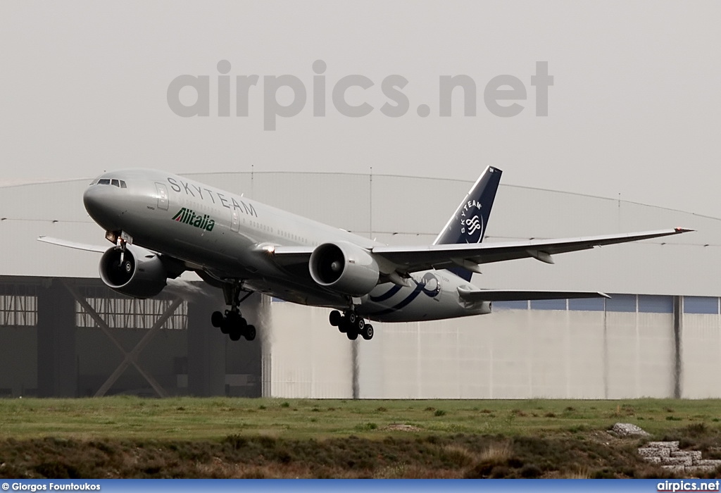 EI-DDH, Boeing 777-200ER, Alitalia