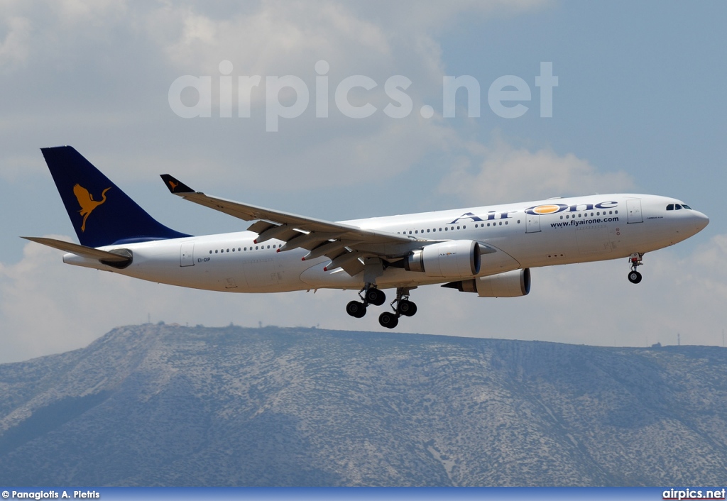 EI-DIP, Airbus A330-200, Air One