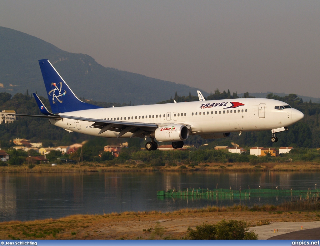 EI-DJT, Boeing 737-800, Travel Service (Czech Republic)