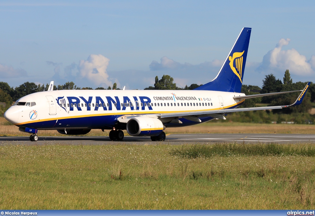 EI-DLV, Boeing 737-800, Ryanair