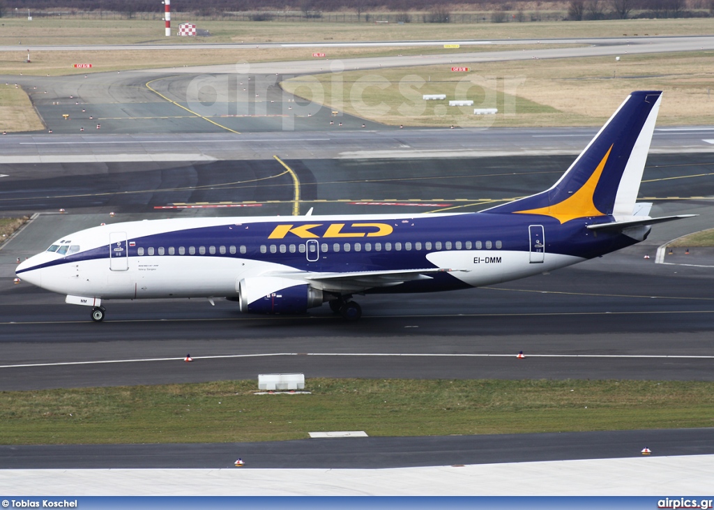 EI-DMM, Boeing 737-300, KD Avia