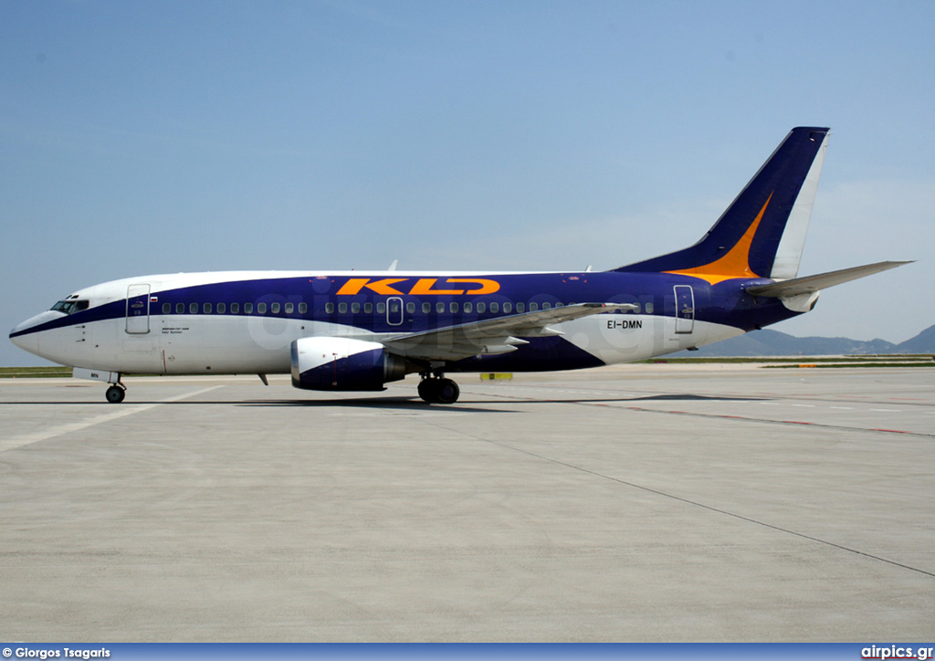 EI-DMN, Boeing 737-300, KD Avia