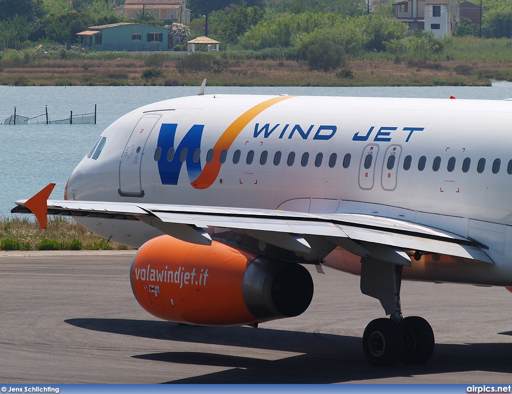 EI-DOP, Airbus A320-200, Wind Jet