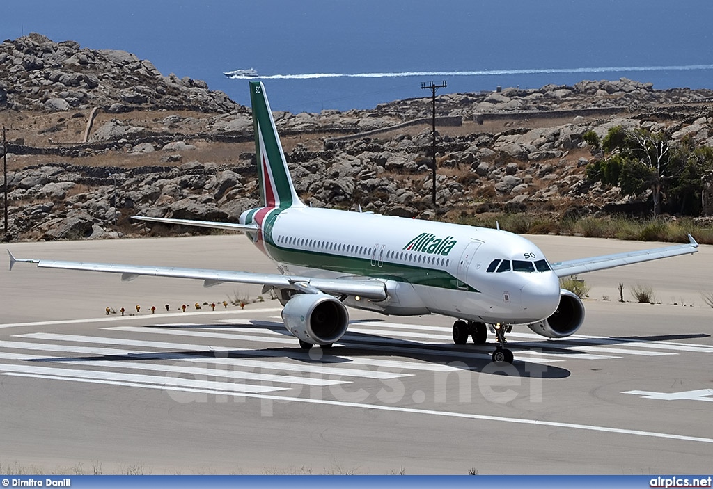 EI-DSO, Airbus A320-200, Alitalia